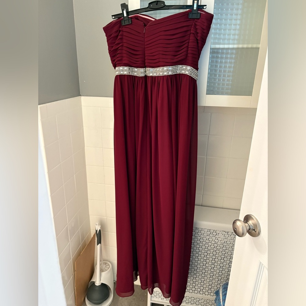 Elegant Burgundy Gown with Rhinestone Detail